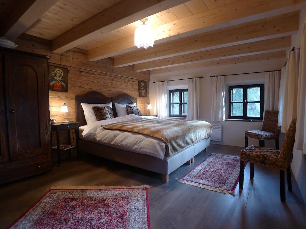Heuholzmuehle Privatzimmer Elixhausen Ruang foto